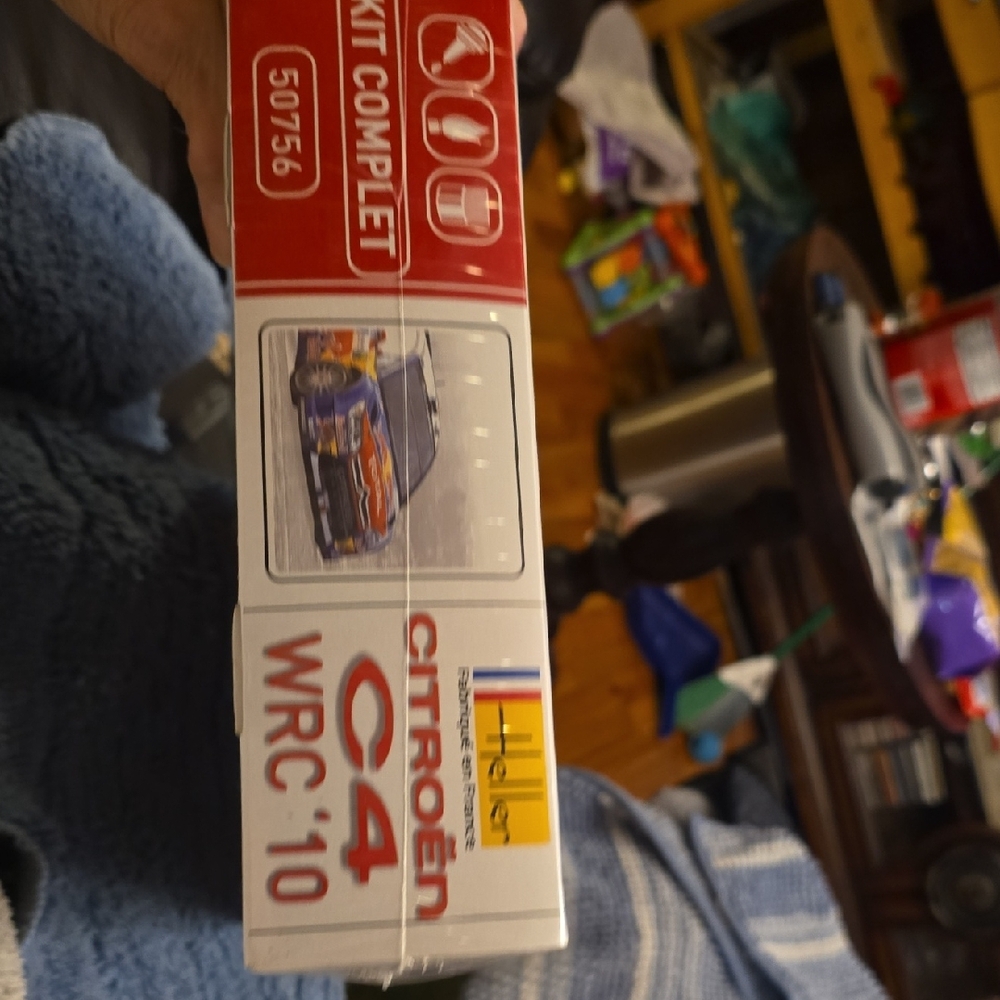 Red and Blue Racing Car Toy - Picture 12 of 16